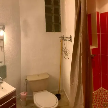 T1 Gare Tgv Spacieux Et Equipe *