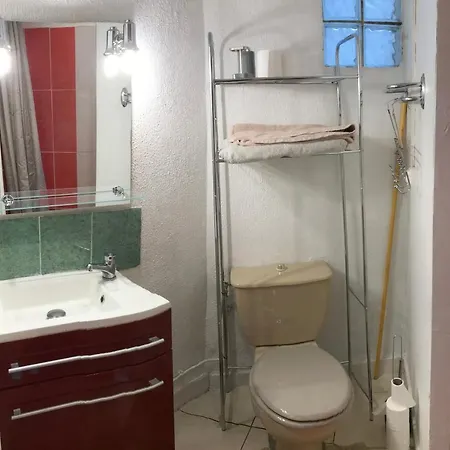 T1 Gare Tgv Spacieux Et Equipe *